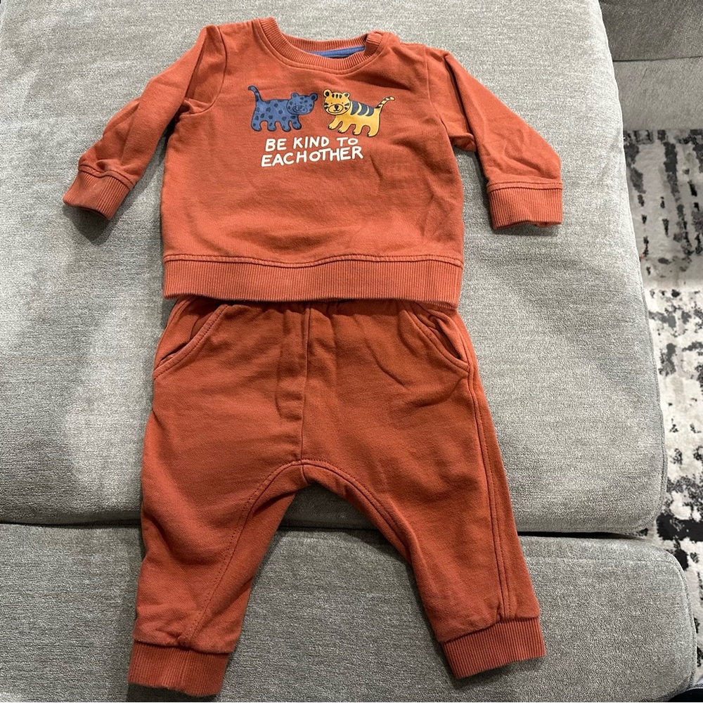 H&M Baby Boy 2 piece Set 6-9 months